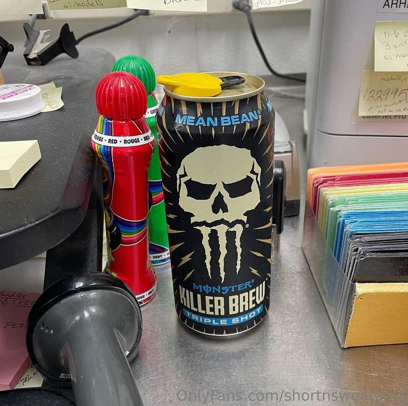Gotta love when your bestie at work knows you need a caffein..
