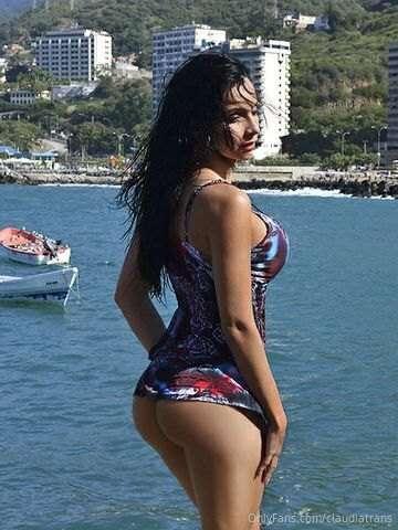 Con este paisaje de la costa de Caracas pensaba: Que ganas t..