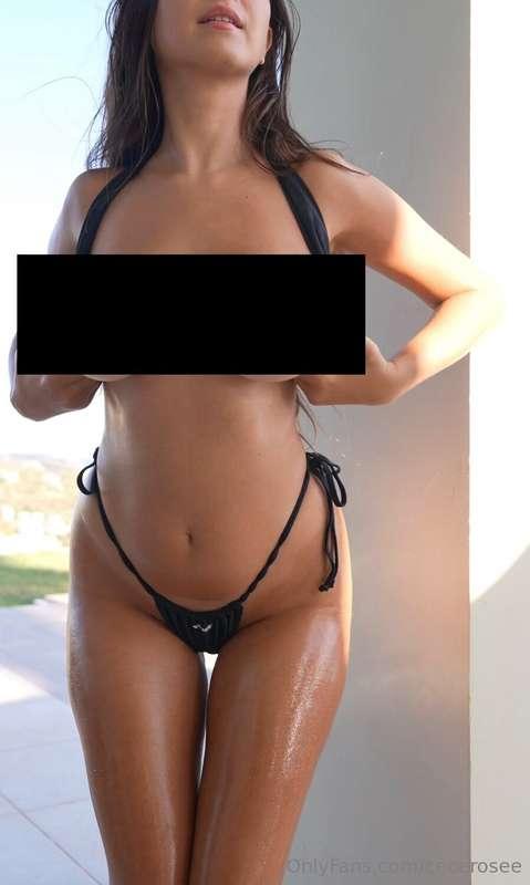 Boob play🚨 Exposing my massive G cups by letting them fly ou..