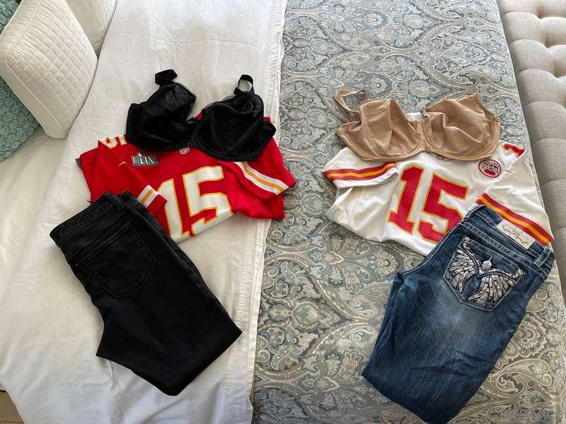 Which outfit should I wear for the game Sunday???? 🤔