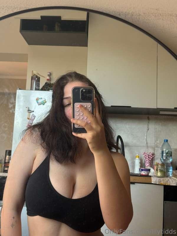 😻