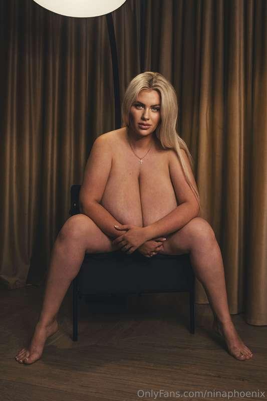 ninaphoenix image #2