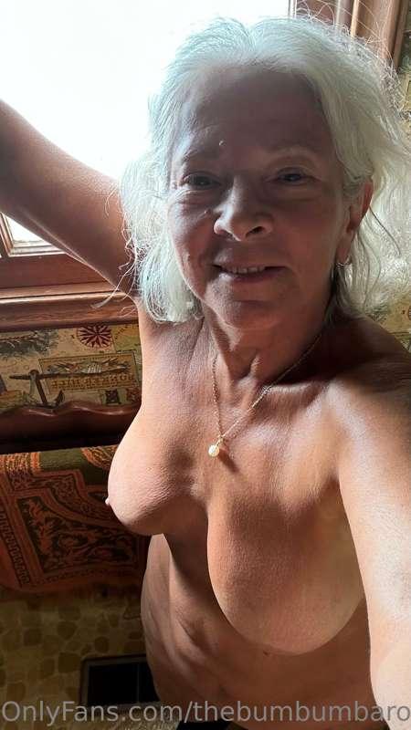 thebumbumbaroness image #7