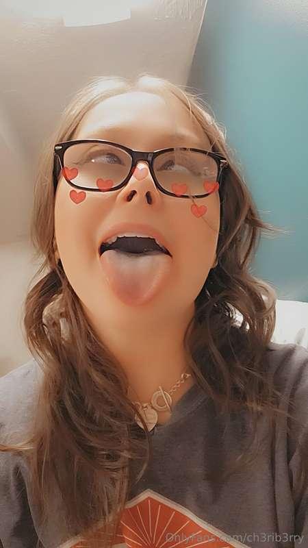 Happy almost v day! Miss yall 😘❤️😘