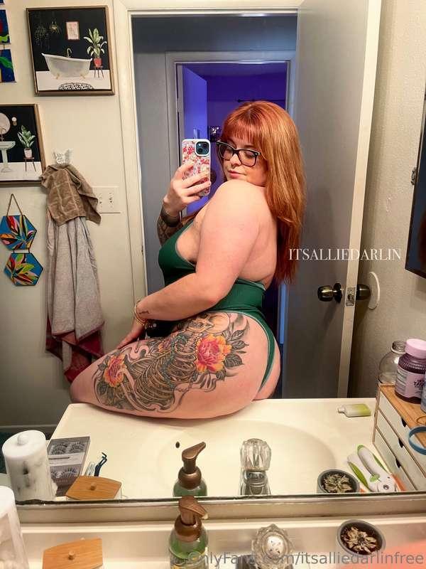 It's Friday and I have a busy weekend ahead of me!!!   Conti..