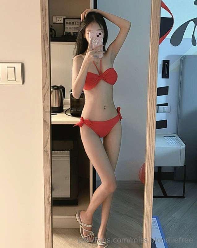 Si tu aimes le mystère rejoins la page de la belle Cindy! 😍👇..