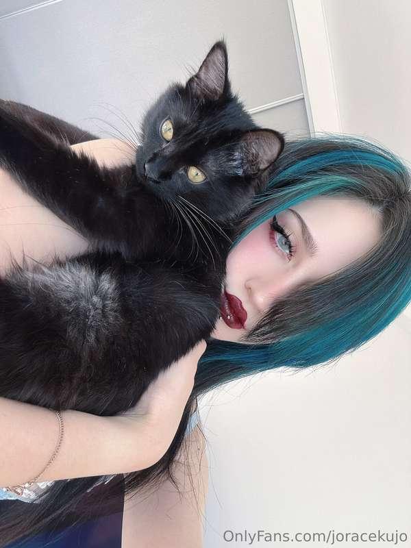 A mimir 🐈‍⬛🩵🩵