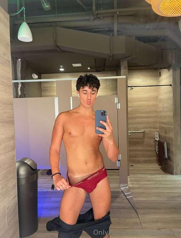 Just a little eye candy for you ! 🍭✨