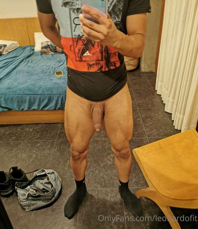 Ponte a gatas en el espejo 👅