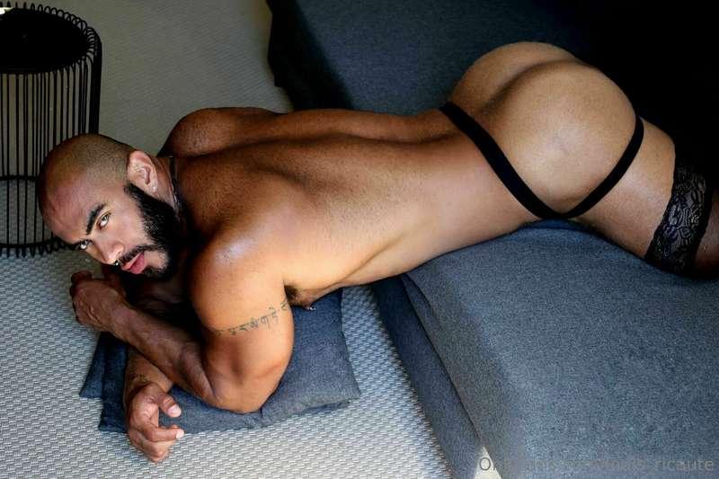 Good Morning. 🐻👅😈