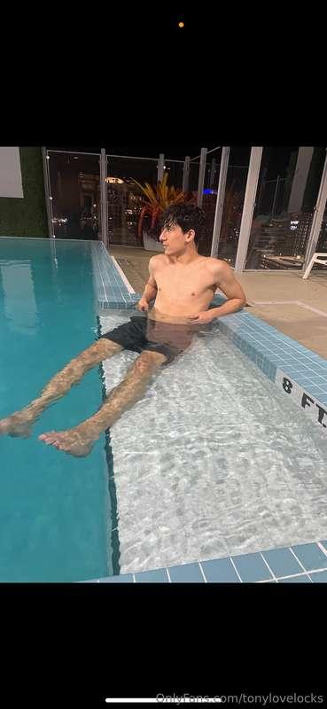 Does watching me make you wet? 😏💦