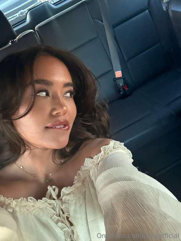 Best caption wins a free video from me 😋 GO...leave it in th..