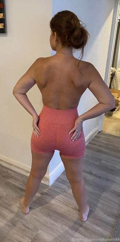 redhotwife88 image #0