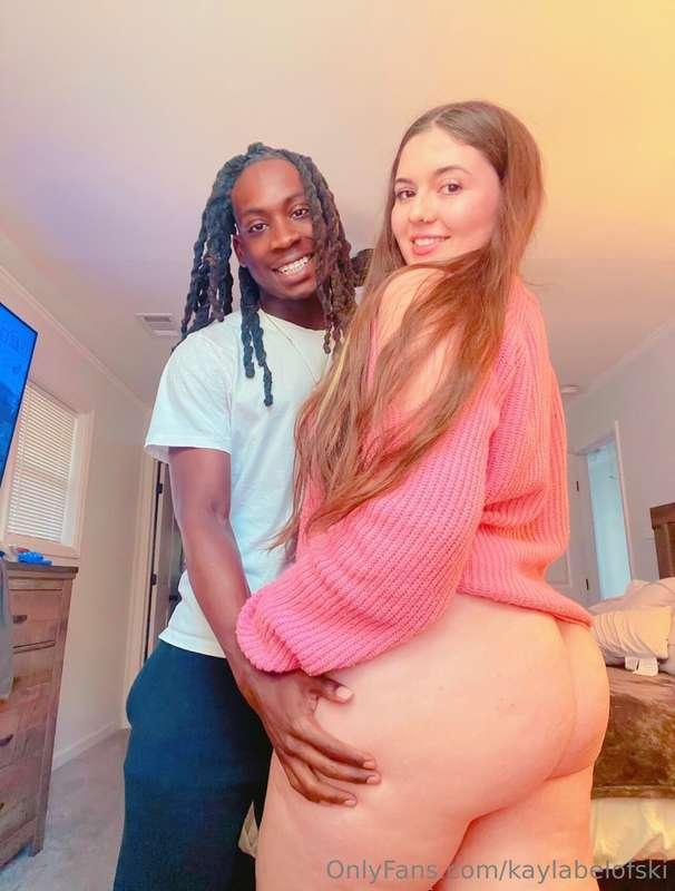 Like this post if u love watching us fuck😍😈