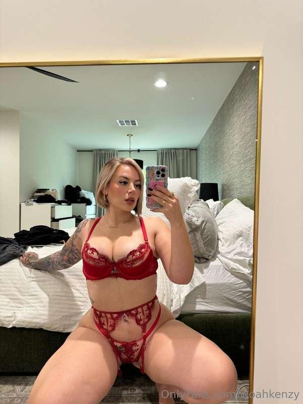 Ohio babe who's ready for ANYTHING! ❤️