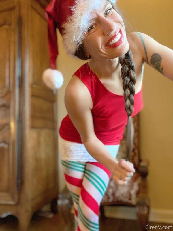 Ciren wishes you all a very Merry Christmas 🎄