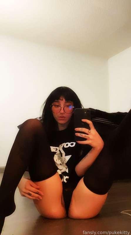 brujagrl image #1
