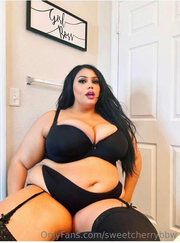 https://onlyfans.com/466373711/bbwaspasia
This Pic is so Hot..