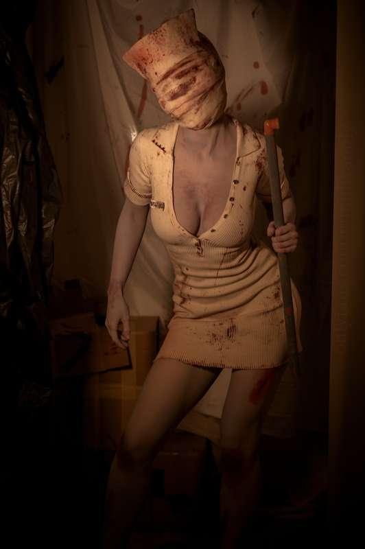 Happy Halloween from Silent Hill 👻🎃 Waiting for you. Will yo..