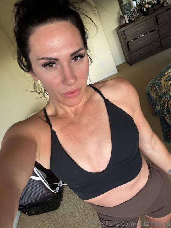 Feeling fierce 🐅 Thinking about beating someone up 😉 