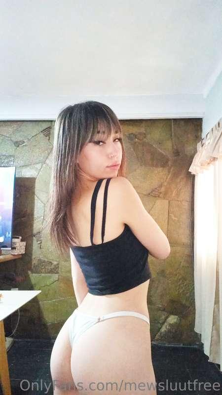 I love Fridays <3 it's butt day in my VIP! and I'll fill you..