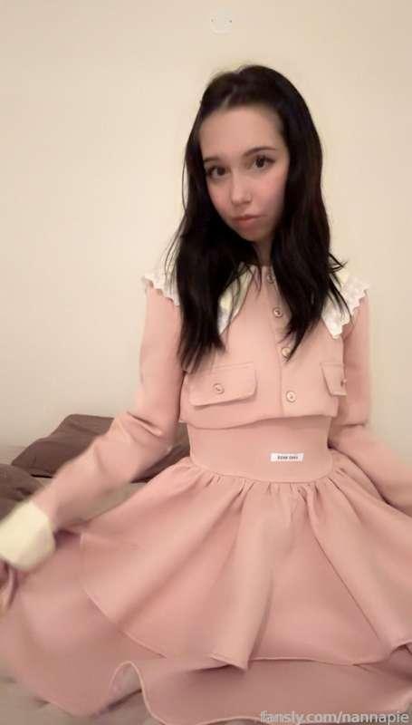 i bet you're wondering what's under that cute dress... take a risk 

p.s the risk always pays off

#amateur #cute #sexy #cosplay #fyp #squirt
