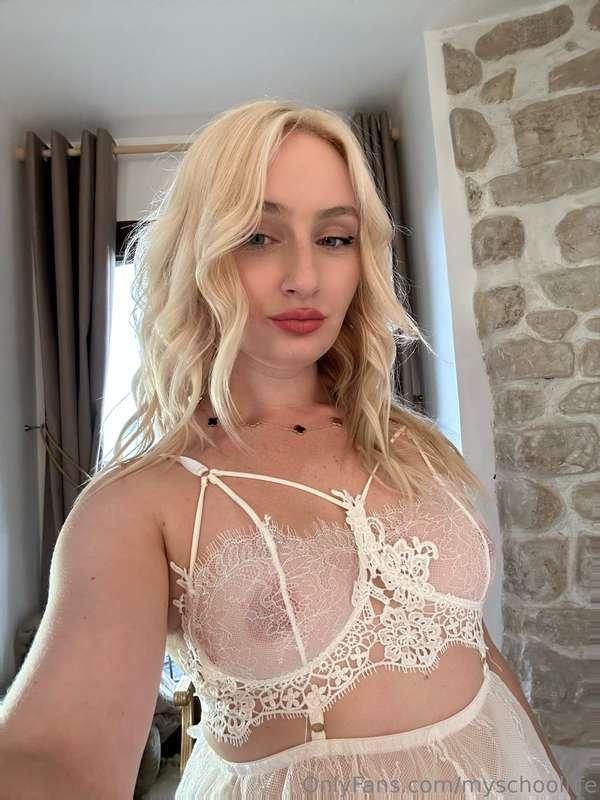 Don’t let the costume fool you… 👀 She’s the ultimate tease —..