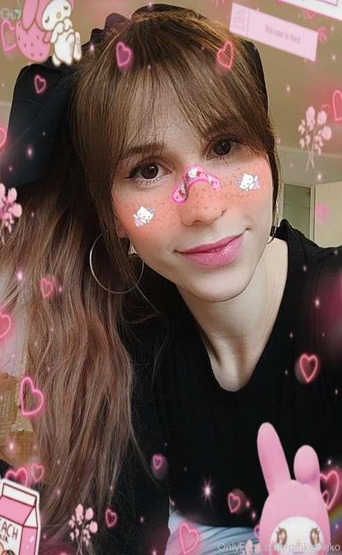 Hey my Puppers, surprise!^^ I know you want to see how I loo..