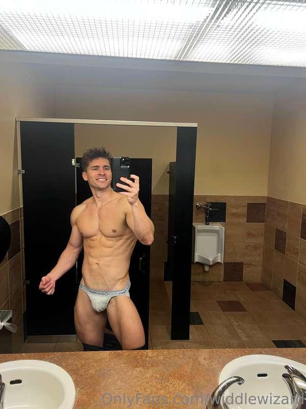 Got some new ck jocks 😝