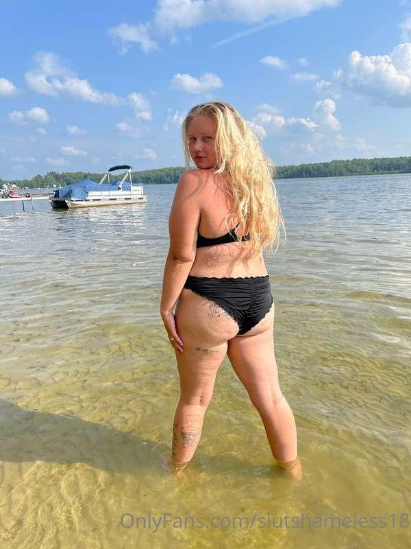 Who else is ready for summer hot days