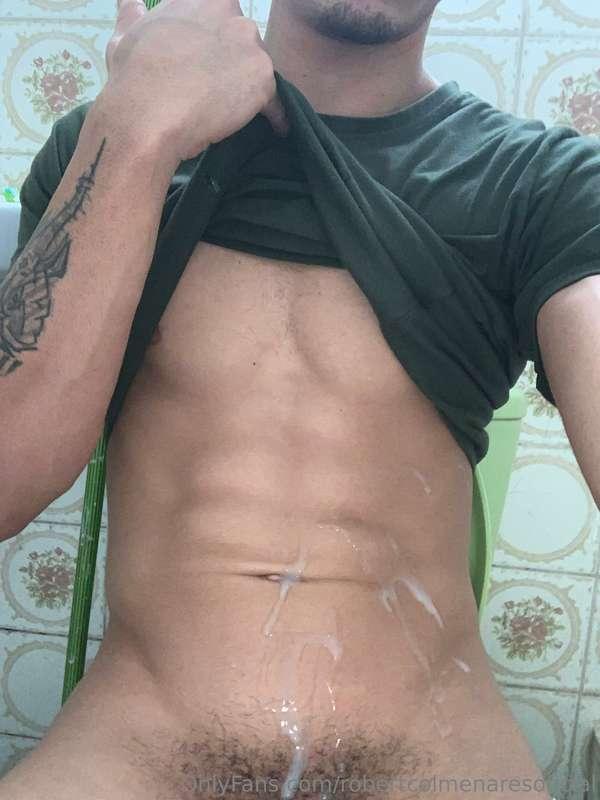 Me tuve que hacer la paja ya no aguantaba más 😈 quieres ver ..