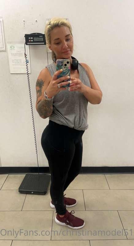 Today was a struggle but I made it to the gym still👊🏼💪🏼