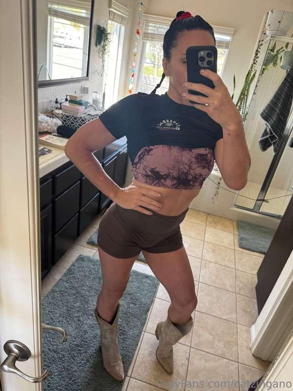 How’d you like our cowgirl dance?Spark any fun custom ideas ..