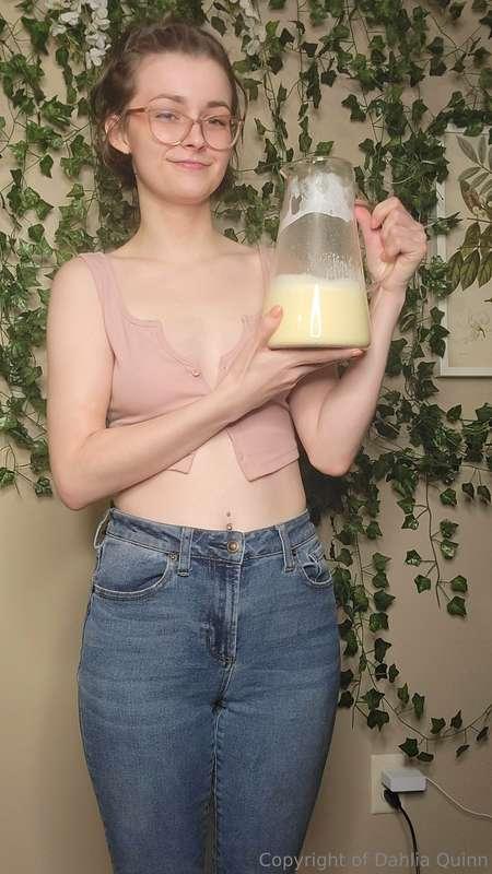 I made eggnog 🤤 I'm going to mix some with my coffee tomorro..