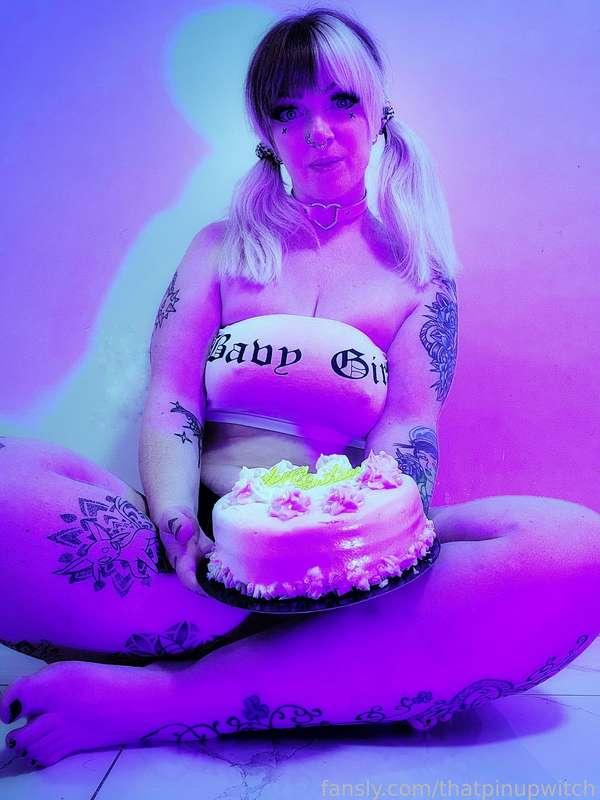 thatpinupwitch image #3