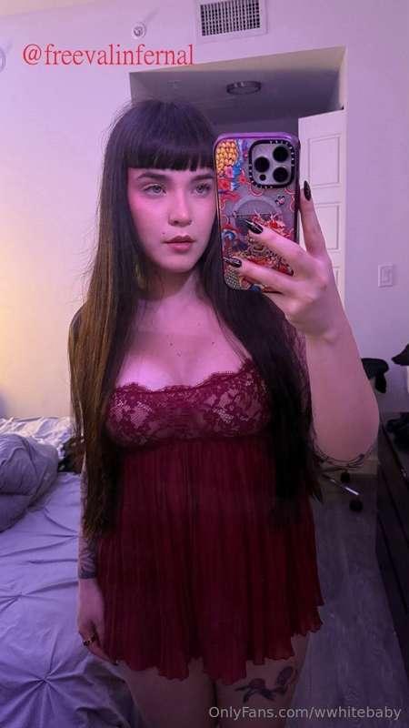 🌙✨ Discover the darkest and hottest side of you and me. I'm ..