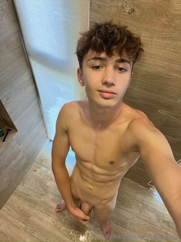 join me at the shower💦