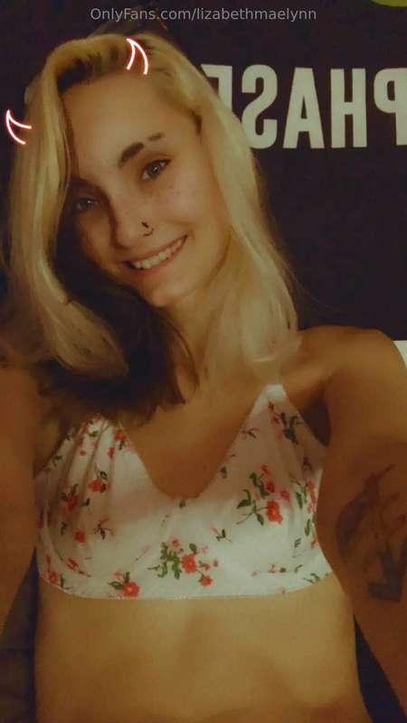 Hey everyone, just wanted so share some random selfie I've t..