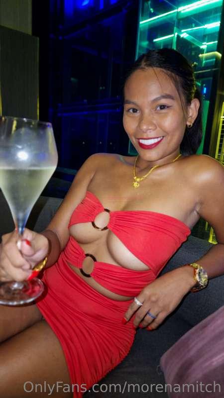 Ooops i forgot my Panties.....i can show you on the VIP.
Im ..