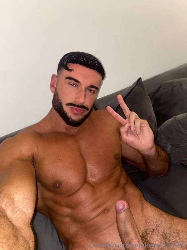 I want my cock sucked now