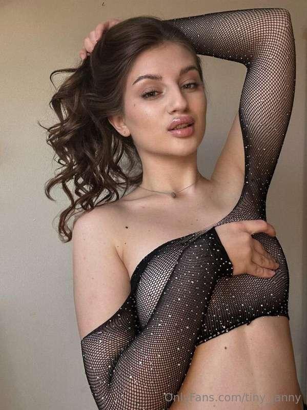 I'm waiting Daddy ✨
@wetty_emily @wetty_emily
✅Anal
✅Pussy f..