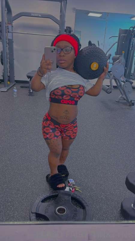 It’s the body for me tiny T💃🏾