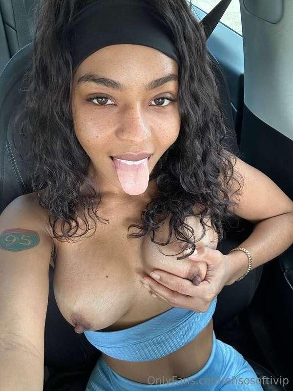 Drive or drive me? 😈