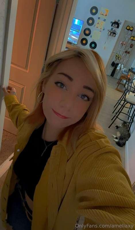 Felt cute enough to like my face today! Or it could be cuz I..