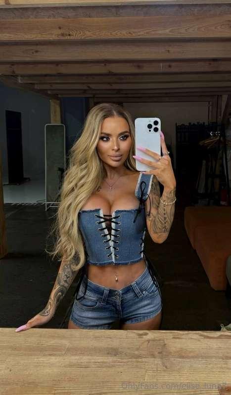 A bold, fiery makeup look? Instant game changer😍It brings he..