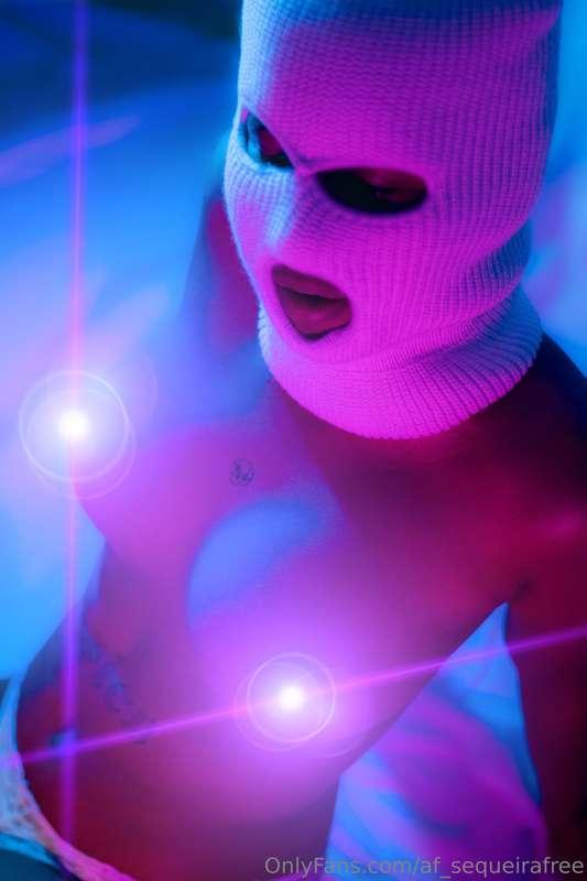 af_sequeirafree image #3