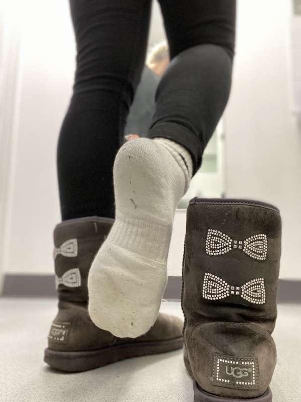 Straight out of my Uggs… believe me they are very sweaty and..