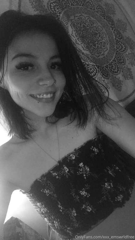 should i cut my hair short again? :)
