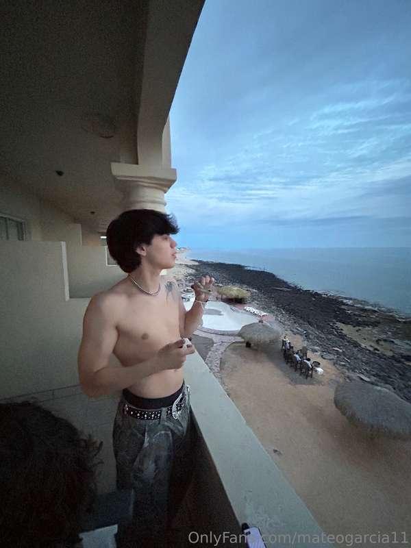 Enjoy the view with me. 😈