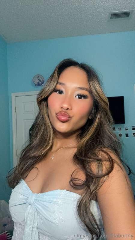 kiss these lips or the other ones?❤️